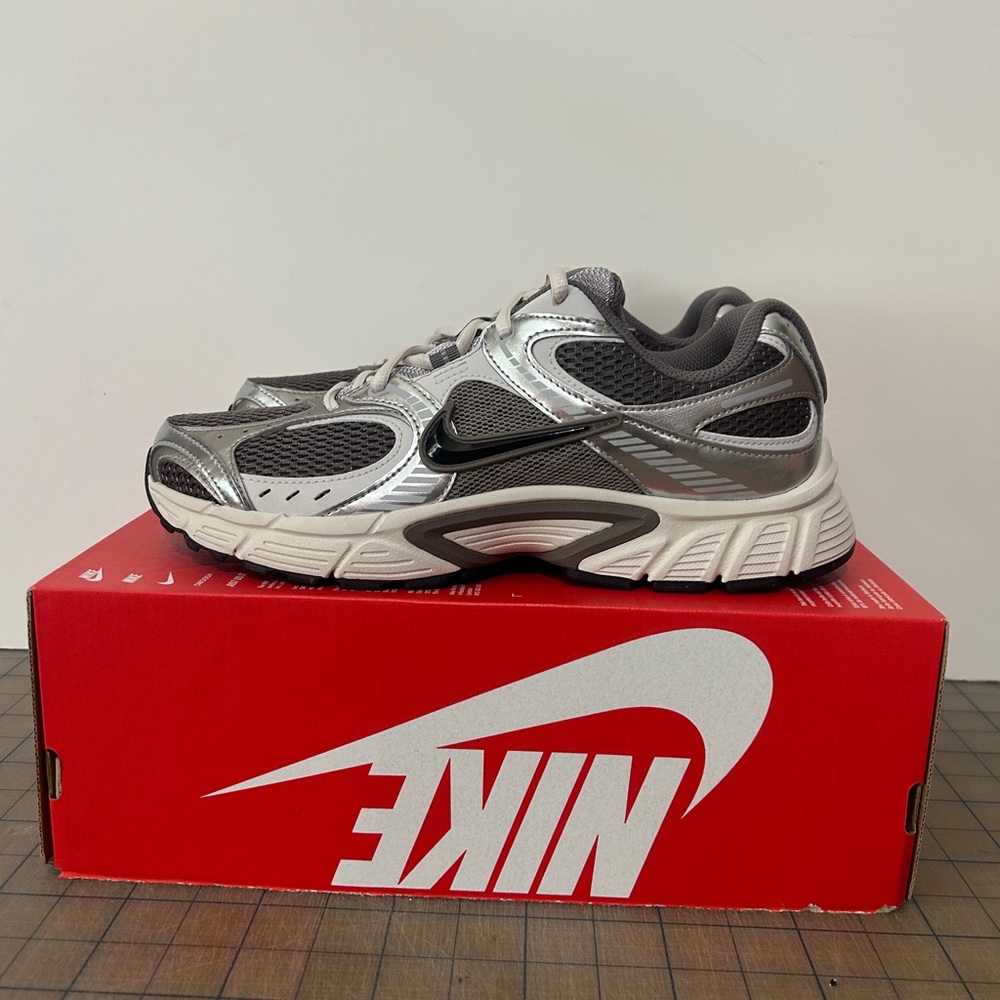 Nike V5 RNR ‘Cave Stone’